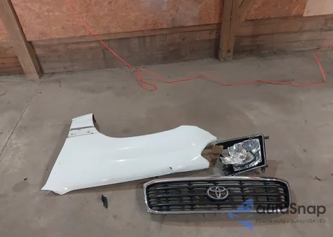 1998 Toyota Land Cruiser из США, поврежденный, VIN JT3HT05J5W0016414